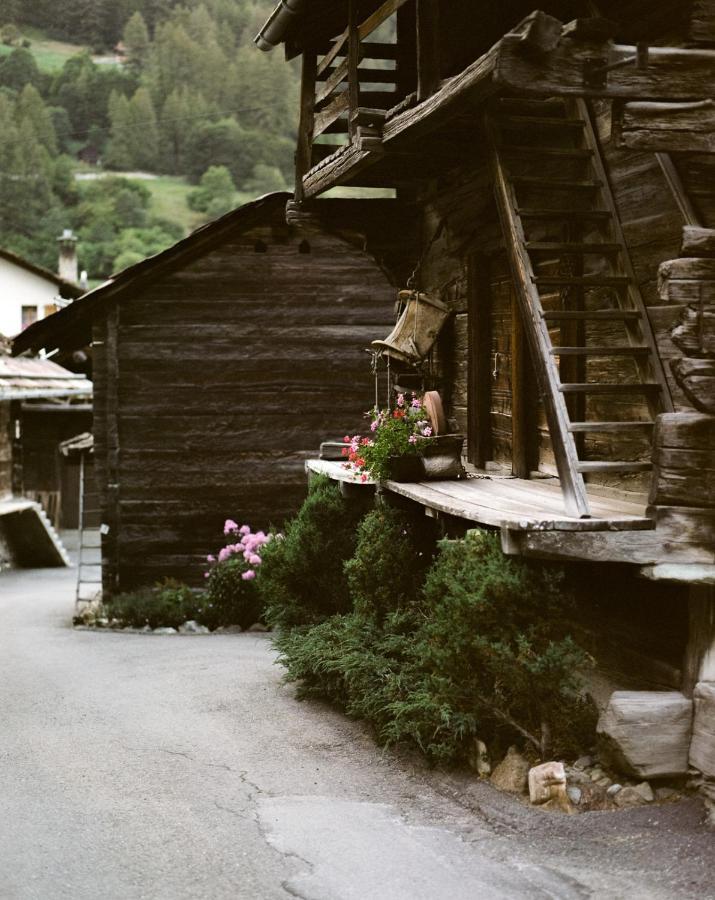 Hotel Dents De Veisivi Hauderes Luaran gambar