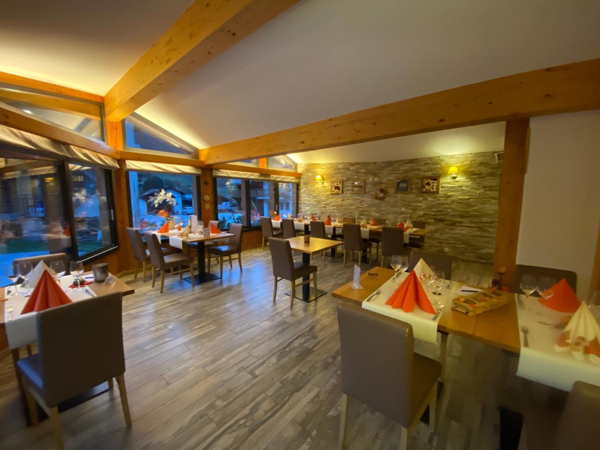 Hotel Dents De Veisivi Hauderes Luaran gambar